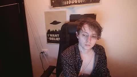 Snapshot of cosmonudes chatting on April 2026 06:21:02 PM Barry online show from April 2026 06:21:02 PM