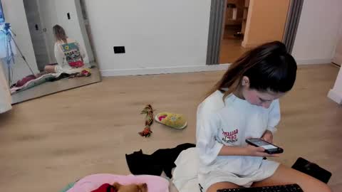 Snapshot of couple_funnyy chatting on March 2025 04:13:01 AM couple_funnyy online show from March 2025 04:13:01 AM