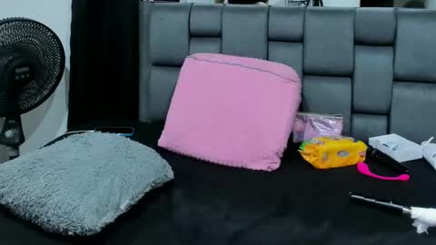 Andrea and Scott online show from March 2025 09:45:02 AM