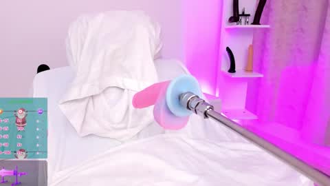 Maria  online show from December 2025 11:41:02 AM