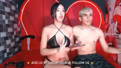Snapshot of couple_sexxy7 chatting on January 2025 07:59:02 PM MIA LIZ AND SAM online show from January 2025 07:59:02 PM