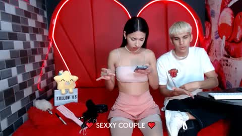 Snapshot of couple_sexxy7 chatting on January 2025 11:21:01 PM MIA LIZ AND SAM online show from January 2025 11:21:01 PM