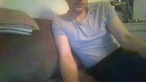 Snapshot of couplegame1901 chatting on December 2025 02:52:01 AM couplegame1901 online show from December 2025 02:52:01 AM