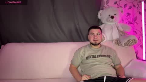 Emily  Ryan online show from November 2025 09:14:02 PM