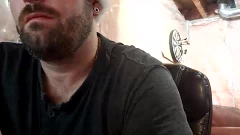 Snapshot of coupleoffantastics chatting on November 2025 10:40:02 AM coupleoffantastics online show from November 2025 10:40:02 AM