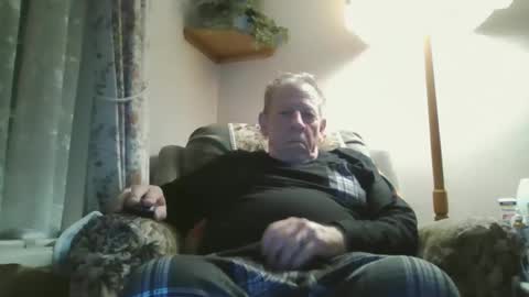 Snapshot of courieral1 chatting on October 2025 05:32:02 AM courieral1 online show from October 2025 05:32:02 AM