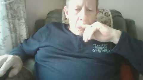 courieral1 online show from December 2025 08:45:02 AM