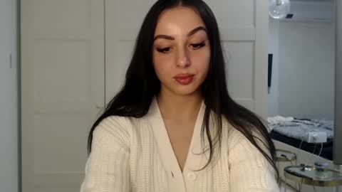 Snapshot of courtney_lux chatting on February 2026 03:30:02 PM Courtney online show from February 2026 03:30:02 PM