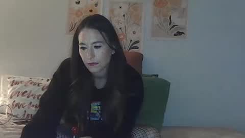 courtscutekitty online show from November 2025 08:37:02 AM