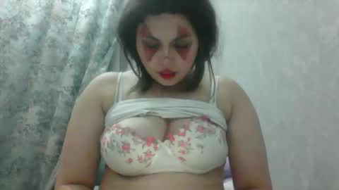 cow_on_cam online show from October 2025 05:13:02 PM