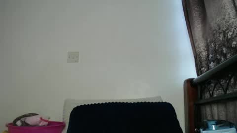 Snapshot of cozy_dion chatting on June 2026 11:47:02 AM Erykah online show from June 2026 11:47:02 AM