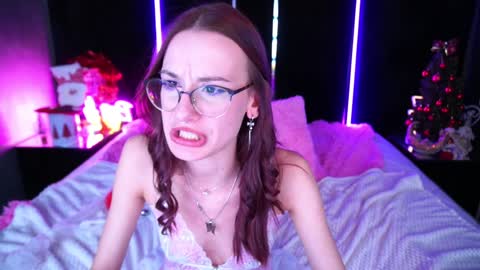 cozymell online show from January 2025 03:23:02 AM