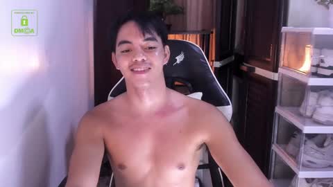 Snapshot of crazyasiancum chatting on December 2024 02:38:01 PM Zion online show from December 2024 02:38:01 PM