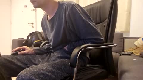 Snapshot of crazymen0101 chatting on December 2024 07:32:02 PM crazymen0101 online show from December 2024 07:32:02 PM