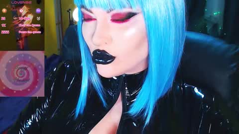 Roxy online show from November 2025 02:38:01 PM