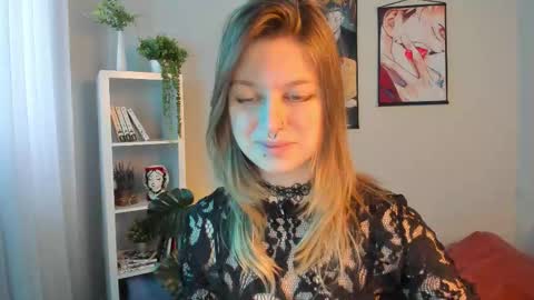 Snapshot of crazysound chatting on February 2026 01:17:01 PM Alice online show from February 2026 01:17:01 PM