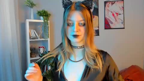 Snapshot of crazysound chatting on February 2026 01:58:02 PM Alice online show from February 2026 01:58:02 PM