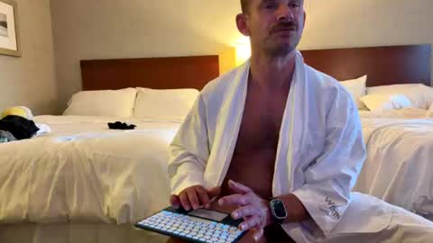 Snapshot of crazysweatyfun chatting on June 2026 01:37:02 PM Sean online show from June 2026 01:37:02 PM