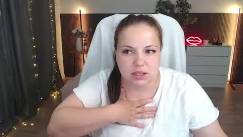 Crazyy Girl  online show from July 2026 04:03:01 AM