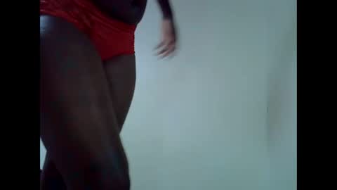 Snapshot of creamiepussyy chatting on March 2026 08:32:02 AM creamiepussyy online show from March 2026 08:32:02 AM