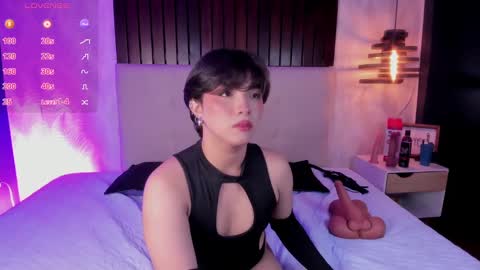 creamy_angelo online show from November 2025 08:10:01 PM