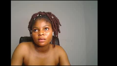 Snapshot of creamy_juicypussy chatting on March 2025 01:14:02 PM Lady jasmine online show from March 2025 01:14:02 PM