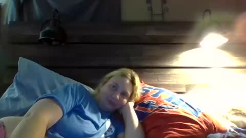 Snapshot of creamymadona chatting on September 2025 02:49:01 AM Heather online show from September 2025 02:49:01 AM