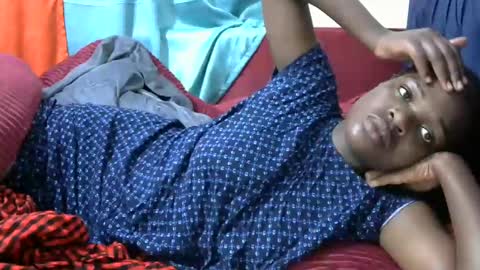 Snapshot of creamymomma chatting on December 2024 01:18:01 AM verah online show from December 2024 01:18:01 AM