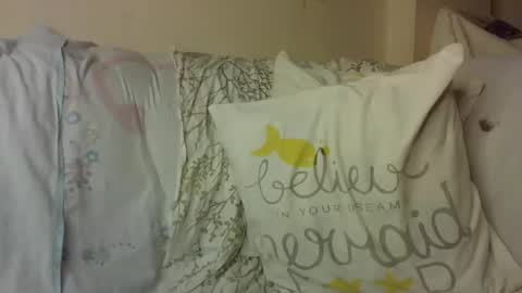 creamyy_pussy online show from October 2025 08:20:01 PM