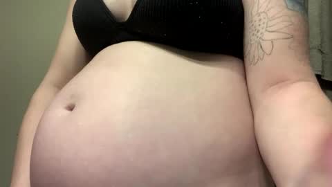 Breed me daddy  online show from December 2025 12:42:02 PM