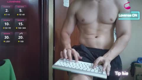 cris2428 online show from October 2025 10:11:01 PM