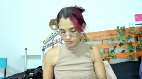 cris_dulce online show from May 2026 07:53:02 PM
