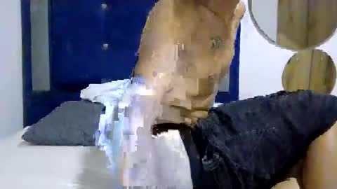 crisespitia25 online show from March 2026 07:53:02 PM