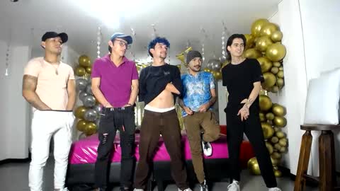 crismens online show from January 2025 03:11:01 AM