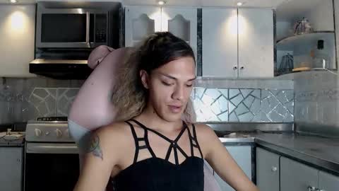 Snapshot of crisozzz chatting on March 2026 06:38:02 PM Cristina Onazis online show from March 2026 06:38:02 PM