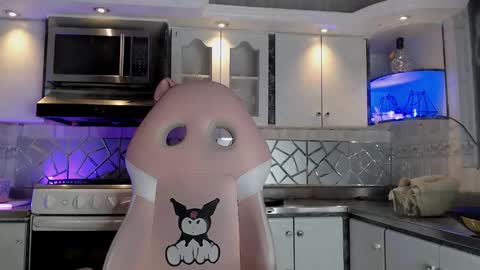 Snapshot of crisozzz chatting on March 2026 06:03:02 PM Cristina Onazis online show from March 2026 06:03:02 PM