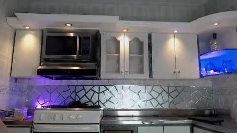 Snapshot of crisozzz chatting on March 2026 05:38:01 PM Cristina Onazis online show from March 2026 05:38:01 PM