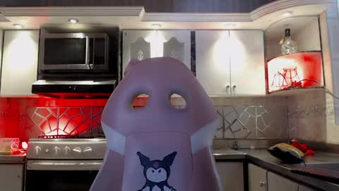 Snapshot of crisozzz chatting on March 2026 05:50:02 PM Cristina Onazis online show from March 2026 05:50:02 PM