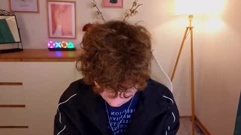 Chris online show from October 2025 01:34:02 PM