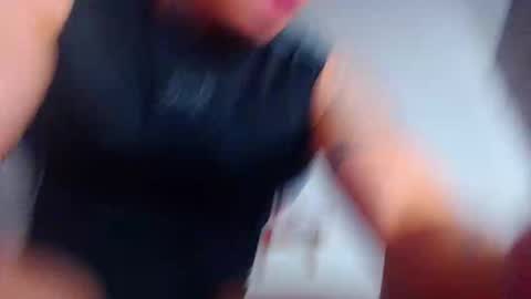 Snapshot of criss__tom chatting on October 2025 12:00:02 AM Cristopher online show from October 2025 12:00:02 AM