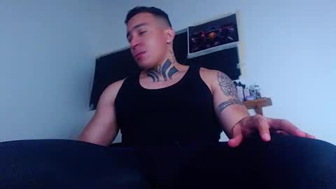 Snapshot of criss__tom chatting on November 2025 02:12:01 AM Cristopher online show from November 2025 02:12:01 AM