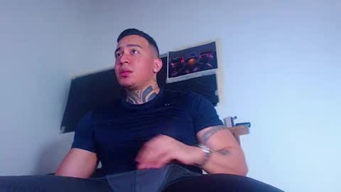 Cristopher online show from February 2026 01:11:01 AM