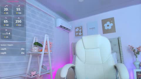 Cristal  online show from January 2025 06:21:01 AM