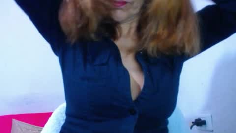 cristal_collins1 online show from March 2025 10:11:01 AM