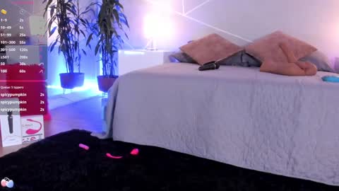 Snapshot of cristal_princess_ chatting on January 2025 07:04:01 AM Cristal online show from January 2025 07:04:01 AM