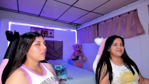 cristal_smith20 online show from April 2026 02:36:02 AM