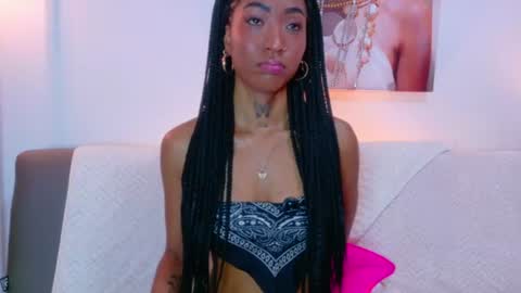 Snapshot of cristal_subin69 chatting on July 2026 02:01:02 PM STEFANYIG cristalsubin online show from July 2026 02:01:02 PM