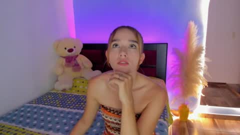 cristal_t2 online show from July 2026 07:16:02 PM