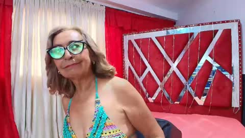 cristalmature online show from May 2026 12:58:01 PM