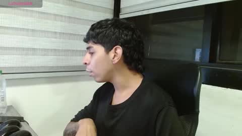 cristhian online show from September 2025 08:16:01 AM